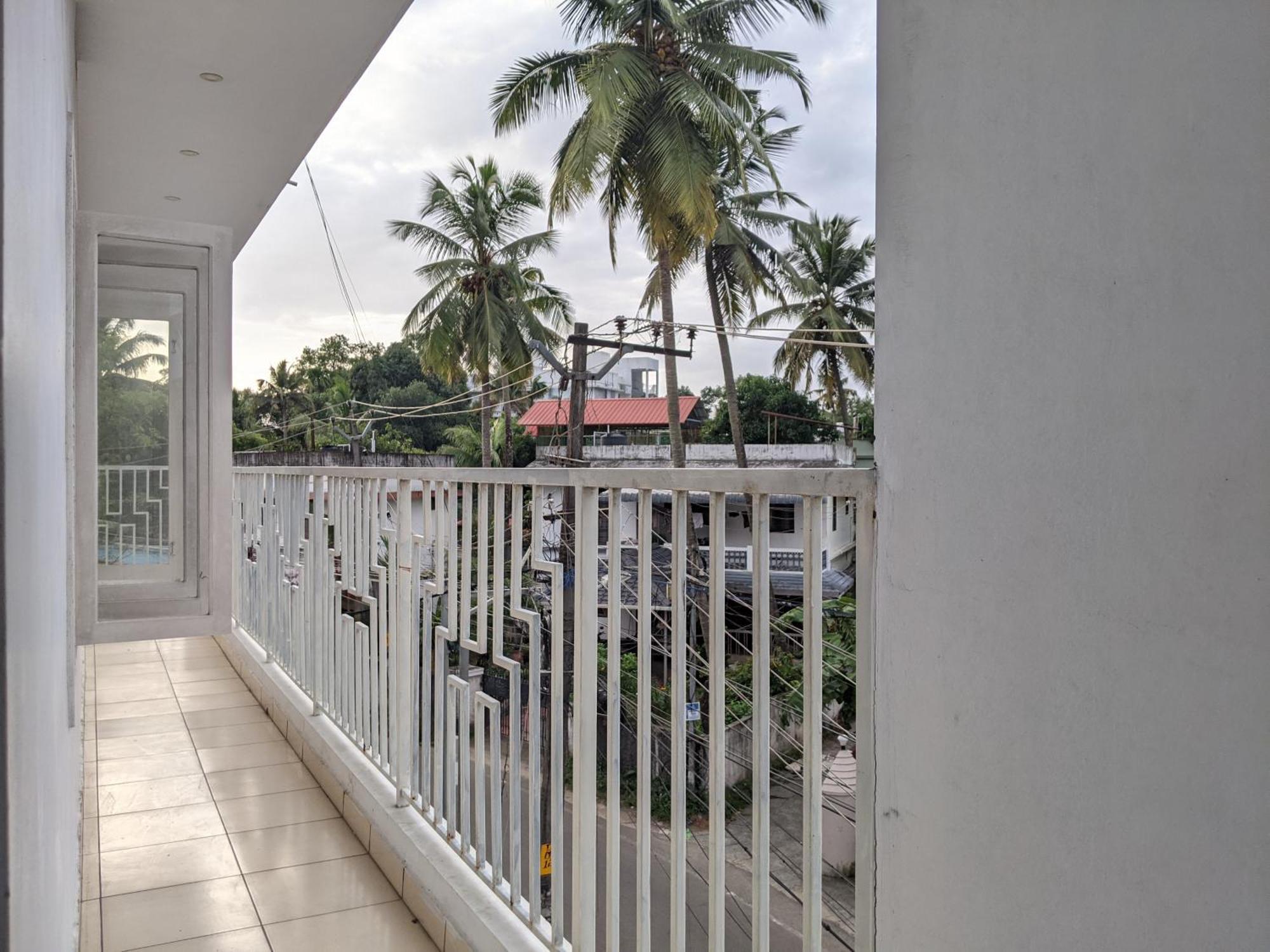 Green View Executive Stay'S Коччи Экстерьер фото